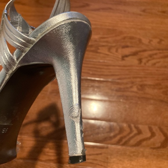 Silver Ralph Lauren heels - Picture 3 of 8